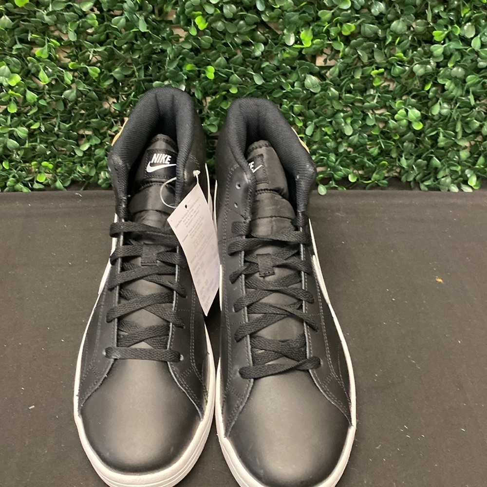 Nike Court Royale 2 - M10 ( A few smudges from storage ) - Picture 4 of 14